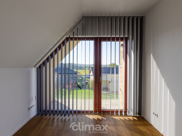 Vertikální žaluzie